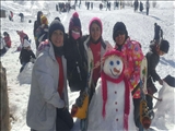 برگزاری جشنواره آدم برف در پیست اسکی شمشک