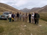  نشست جمعی از مسئولان شمیرانات با زنبورداران دشت لار 