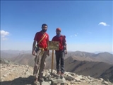 نجات‌گران هلال احمر شمیرانات به قله خلنو صعود کردند