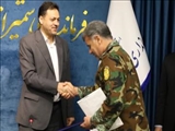 به مناسبت روز ارتش و سالروز تاسیس سپاه پاسداران انقلاب اسلامی؛ فرماندار شمیرانات از فرماندهان ارتش و سپاه شهرستان شمیرانات تقدیر کرد